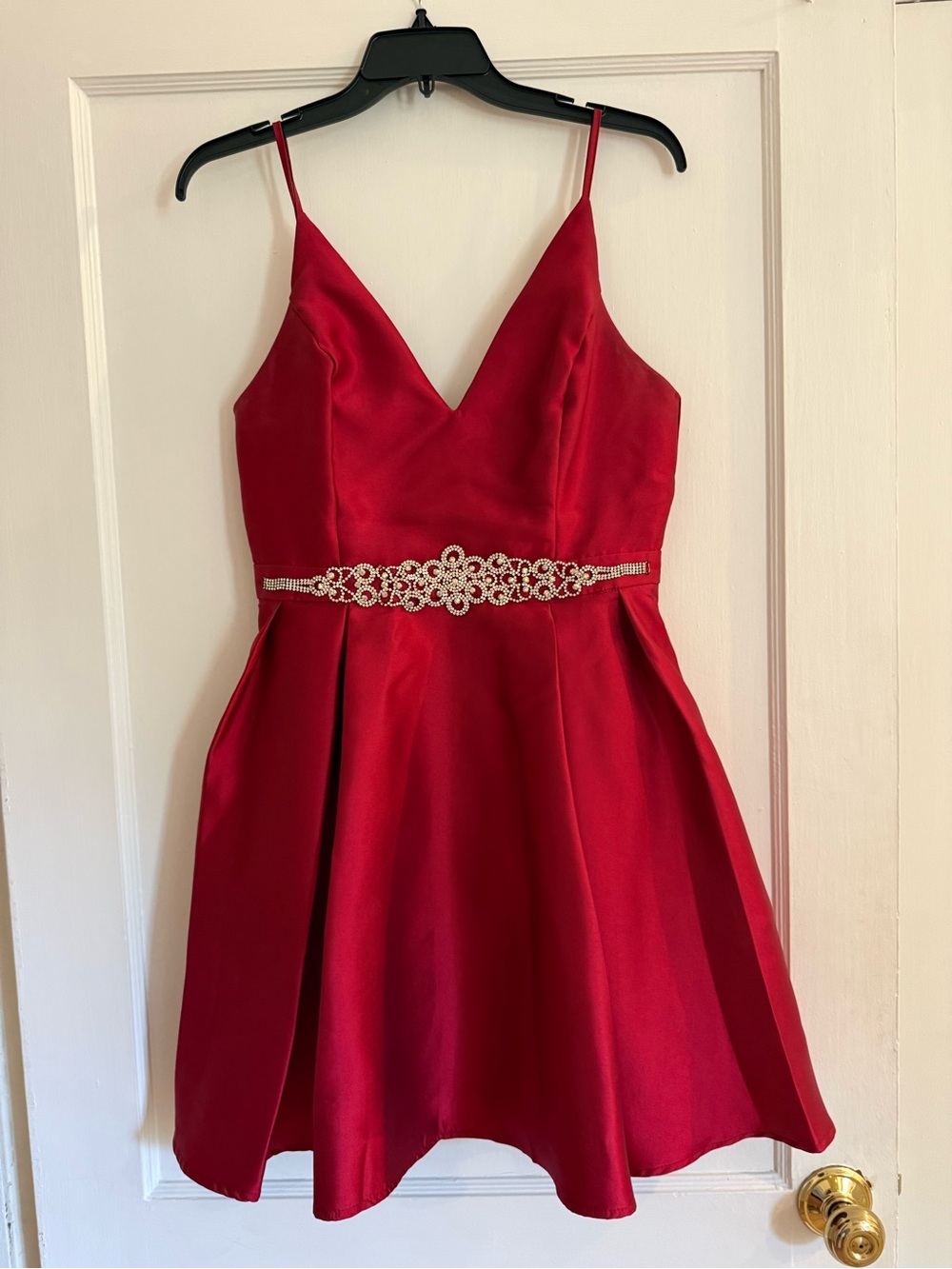 JUNIORS Short Red Formal Dress